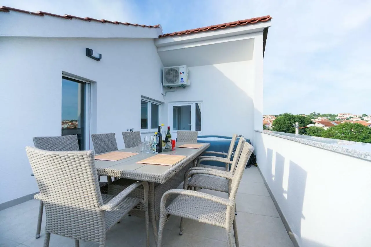 Apartment Summer Fever Zadar