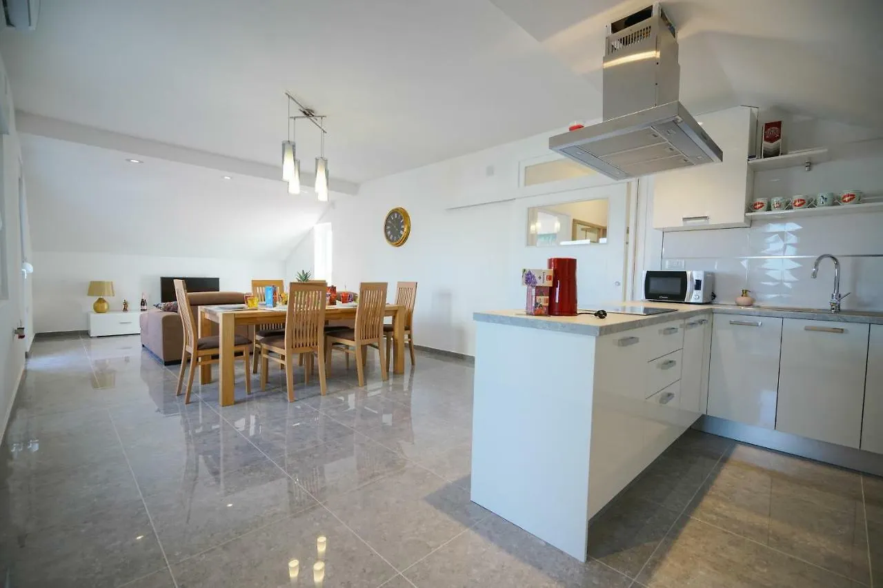 Apartment Summer Fever Zadar Croatia