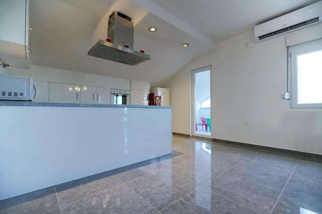 Apartment Summer Fever Zadar 0*,  Croatia